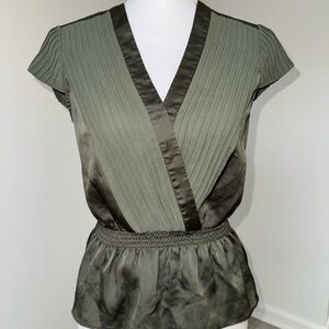 Bebe XS Olive Green Satin‎ Peplum Blouse Cap Sleeve V Neck Pleated Panel Top